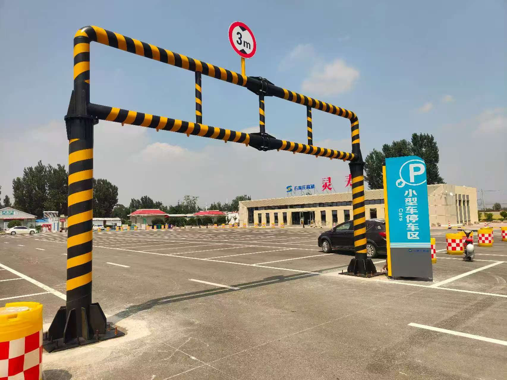 岳阳市道路标志牌限高架 - 哪里好